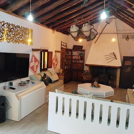 Casa Rural Cerro Campon Кармона Екстериор снимка